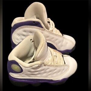 Air Jordan 13 Retro Lakers